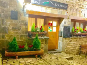 Hostal Ezkaurre