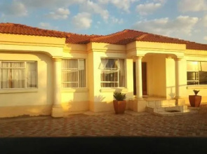 Turquoise View Guesthouse