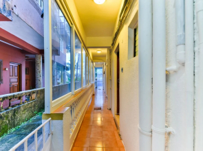 OYO 17110 Joy Guest House