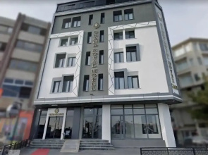 Grand Royal Hotel