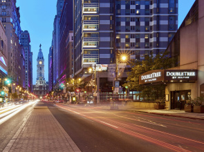 DoubleTree by Hilton Philadelphia Center City