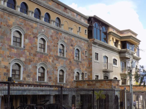 Hotel Plaza Real Suites & Apartments