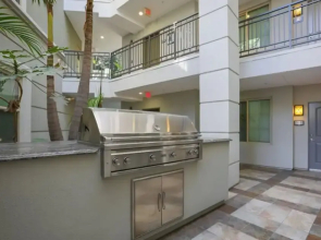 Lavish Suites At Bel Air