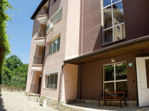 Riviera Park, Golden Sands 1-Bd Chic Apartment