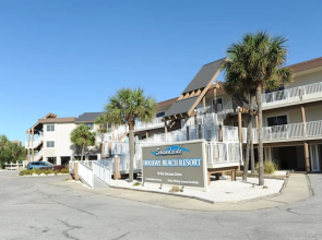 Soundside Holiday Beach Resort