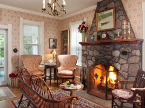 Thorp House Inn & Cottages