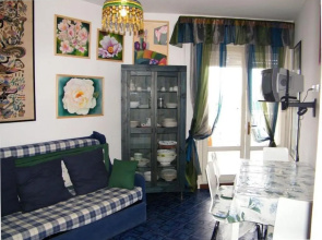 Homely Flat With Terrace
