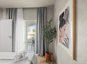 Nikos Lux Apartments
