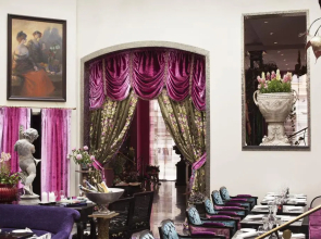 Dorsia Hotel & Restaurant