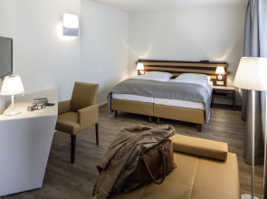 Отель Four Points Flex by Sheraton Vienna Hauptbahnhof