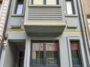 The Row Taksim Hotel