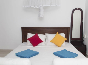 Thuruliya Guest House