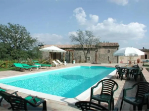 Casale Montemoro With Pool