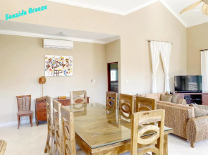 3BR Stunning penthouse / Beach front