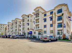 Queen Creek #445 - 3 Br Condo