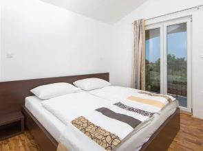 Jana Residence
