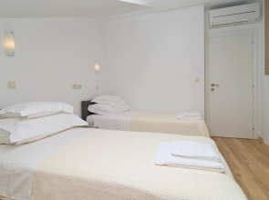Nice Home in Omis With Wifi and 2 Bedrooms