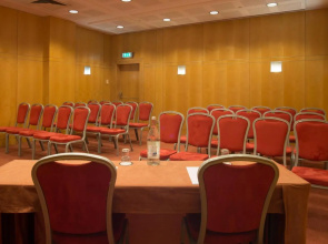 VIP Executive Entrecampos Hotel & Conference