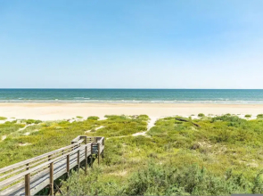 Superb Home With Private Walkover to Beach