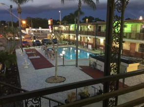 Budget Inn St Petersburg