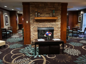 Staybridge Suites Memphis - Poplar Ave East by IHG