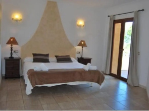 Villa - 6 Bedrooms with Pool and WiFi - 103977