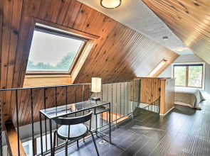 Minneapolis Townhome w/ Loft < 3 Mi to Dtwn!