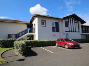 House Ikara