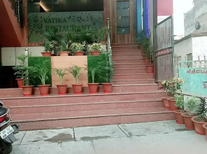 Parag Inn