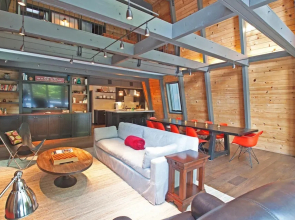 Aplin Base Camp House 3 Bedrooms 2.5 Bathrooms Home