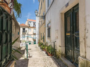 Alfama Vintage Studio Apartment w/ RiverView - by LU Holidays