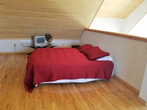 Bachelor Loop House