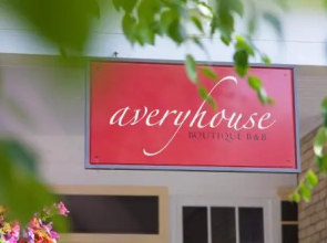 Avery House Bed & Breakfast