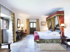 Parador De Cangas De Onis