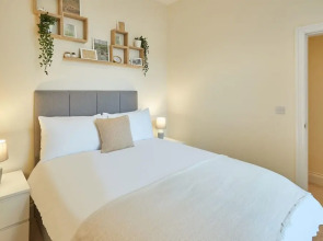 South Cliff Apartment