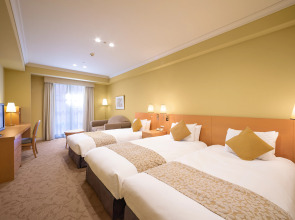 Отель Namba Oriental