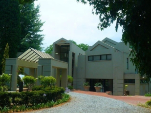 BluSwan Guesthouse
