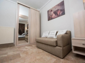 Artemis Luxury Apartment