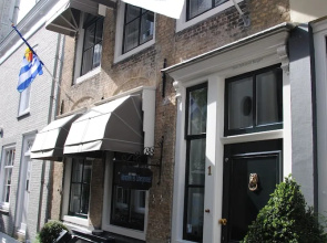 Bed & Breakfast Adrichem en Scherpenseel