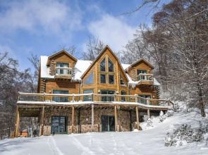 Cozy Bear Chalet