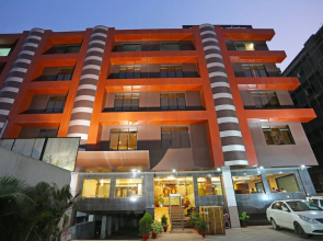 OYO 2392 Hotel Royal Heritage