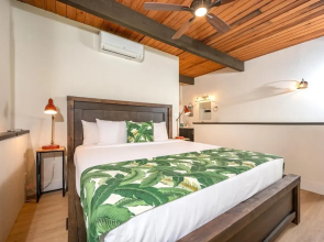 Napili Point 2 Free Rental Cars KBM Resorts Ocean View 1-bedroom Villa At Napili Point Maui 2 Units, 3 Bedrooms Ml-1541