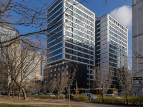 Modern With Parking by Renters Prestige