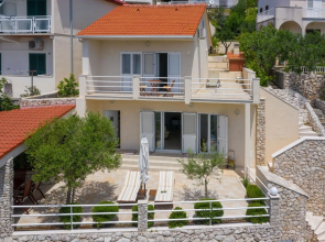 House Karlo