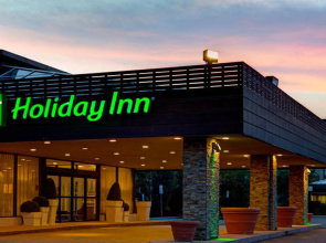 Holiday Inn Toronto Airport East by IHG