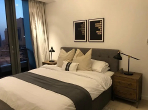 Stunning 3B Spacious Marina View With Balcony