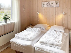 8 Person Holiday Home in Vaeggerlose-by Traum