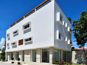 Azura Boutique Hotel