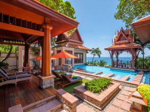 Diamond Cliff Resort & Spa, Patong Beach