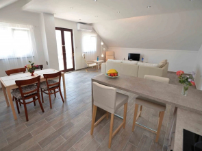 Mili - Near the sea and the Centar of Place - A3